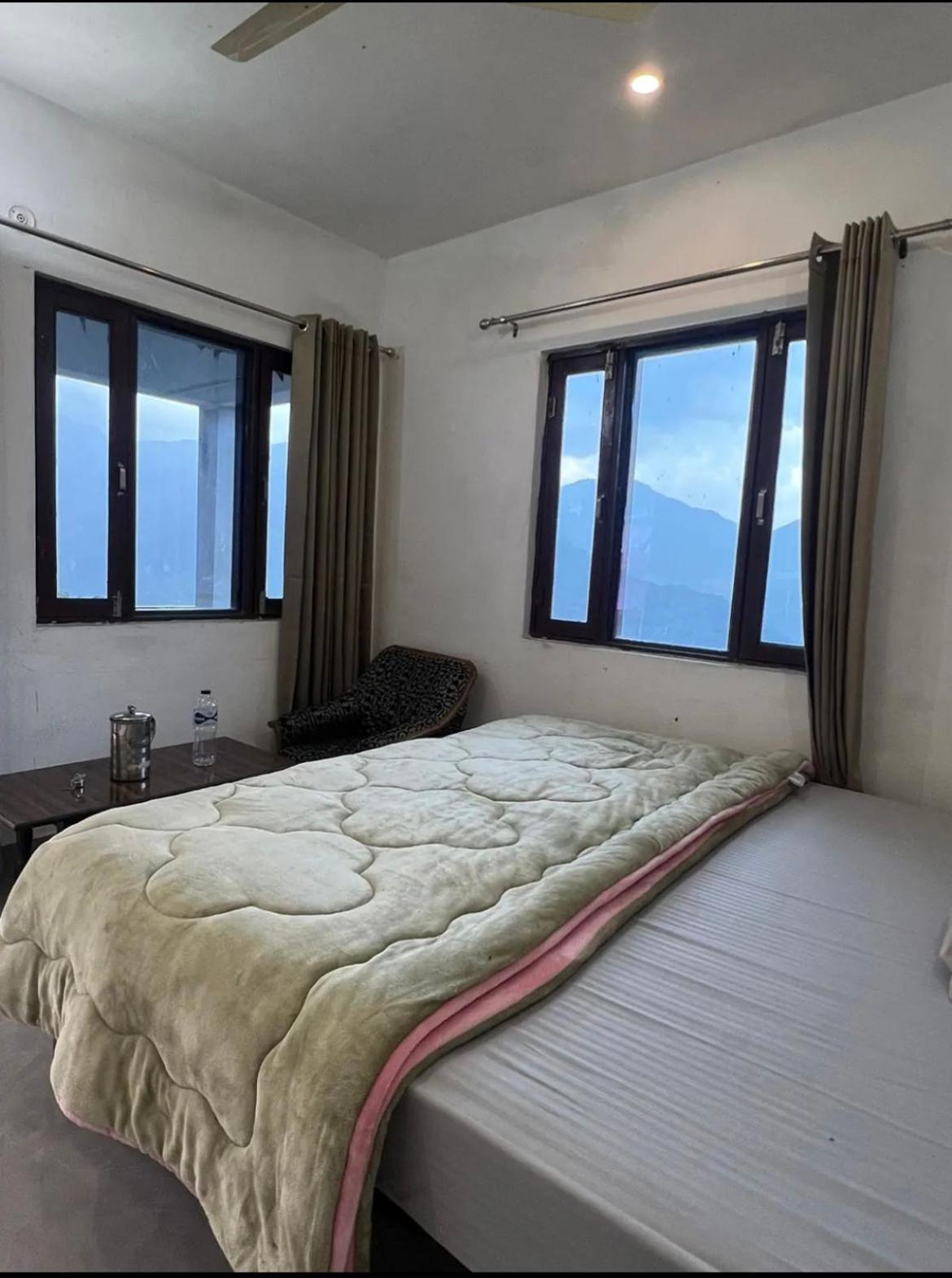 Mayur Homestay Ukhimath Extérieur photo