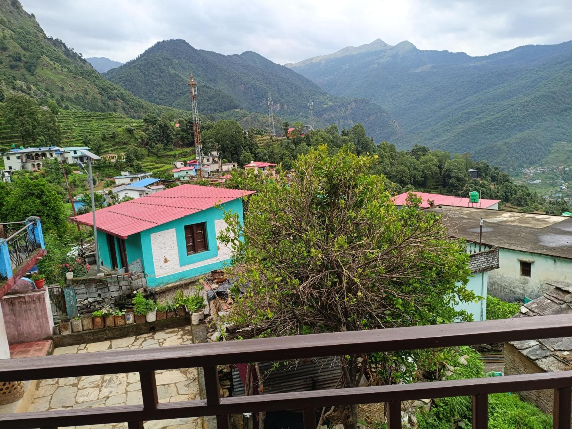 Mayur Homestay Ukhimath Extérieur photo